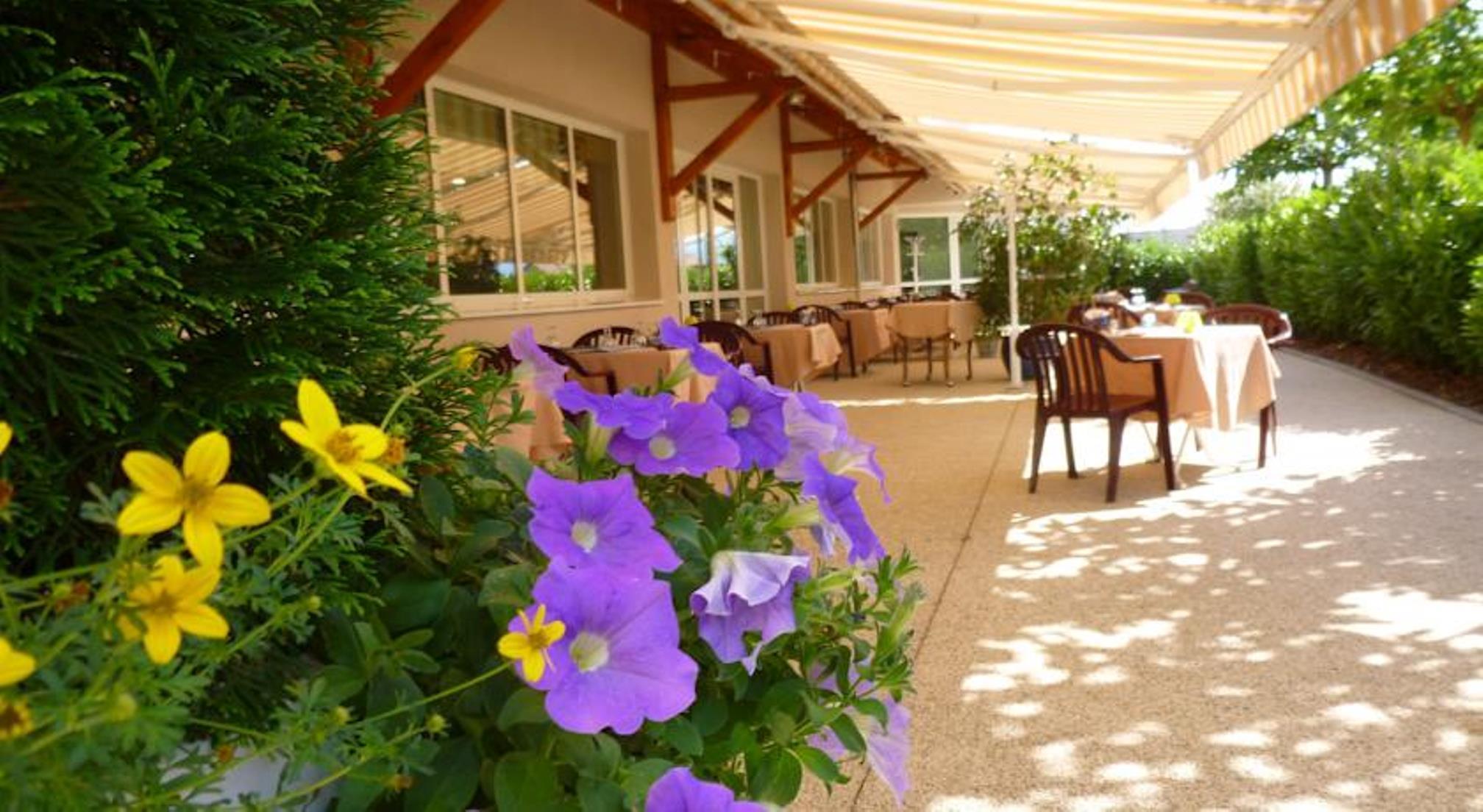 Hotel Le Chatard Sarcey Zewnętrze zdjęcie