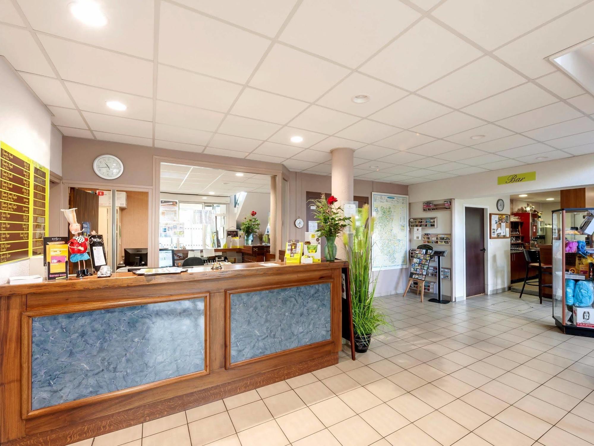 Hotel Le Chatard Sarcey Zewnętrze zdjęcie