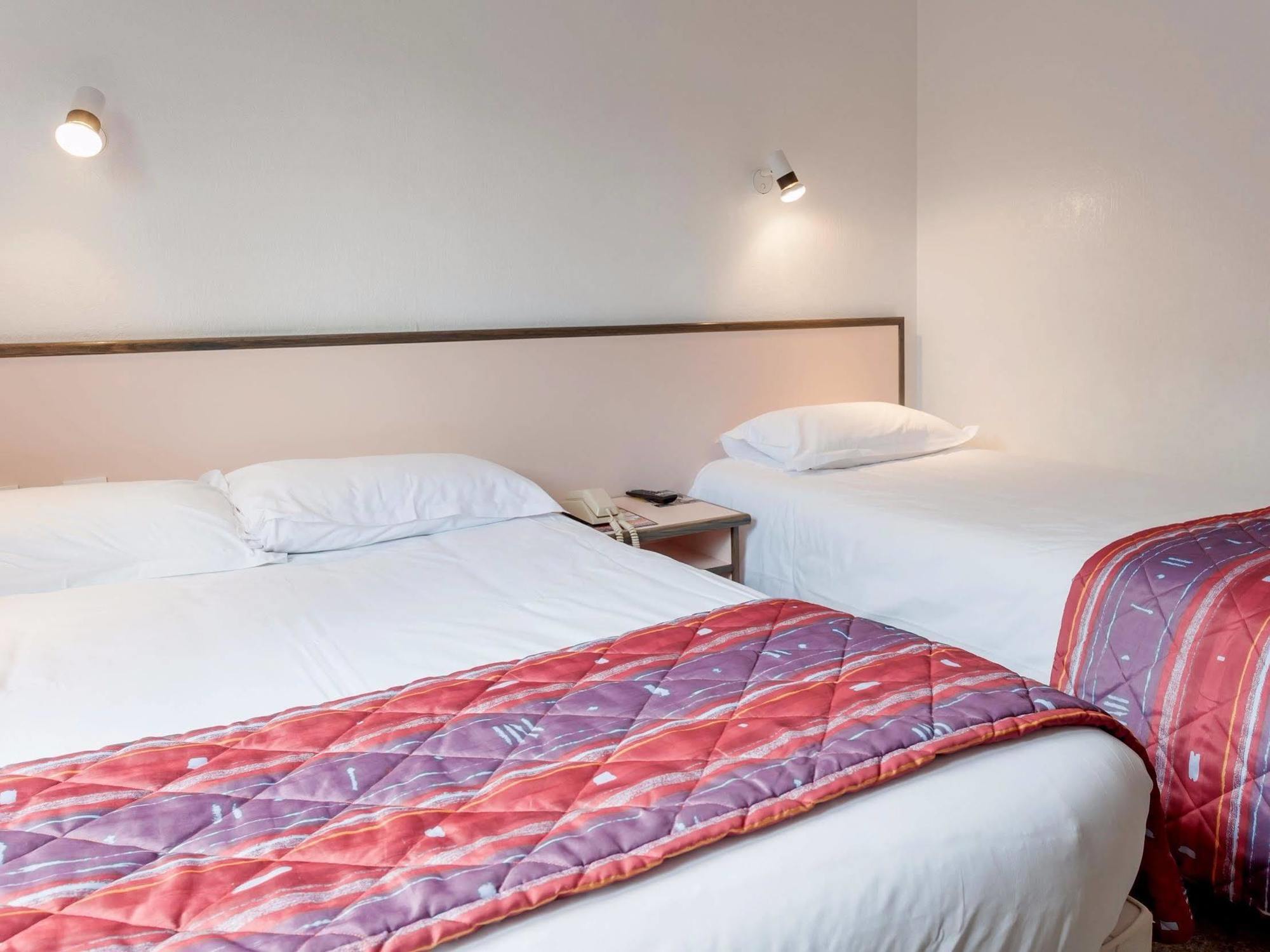 Hotel Le Chatard Sarcey Zewnętrze zdjęcie