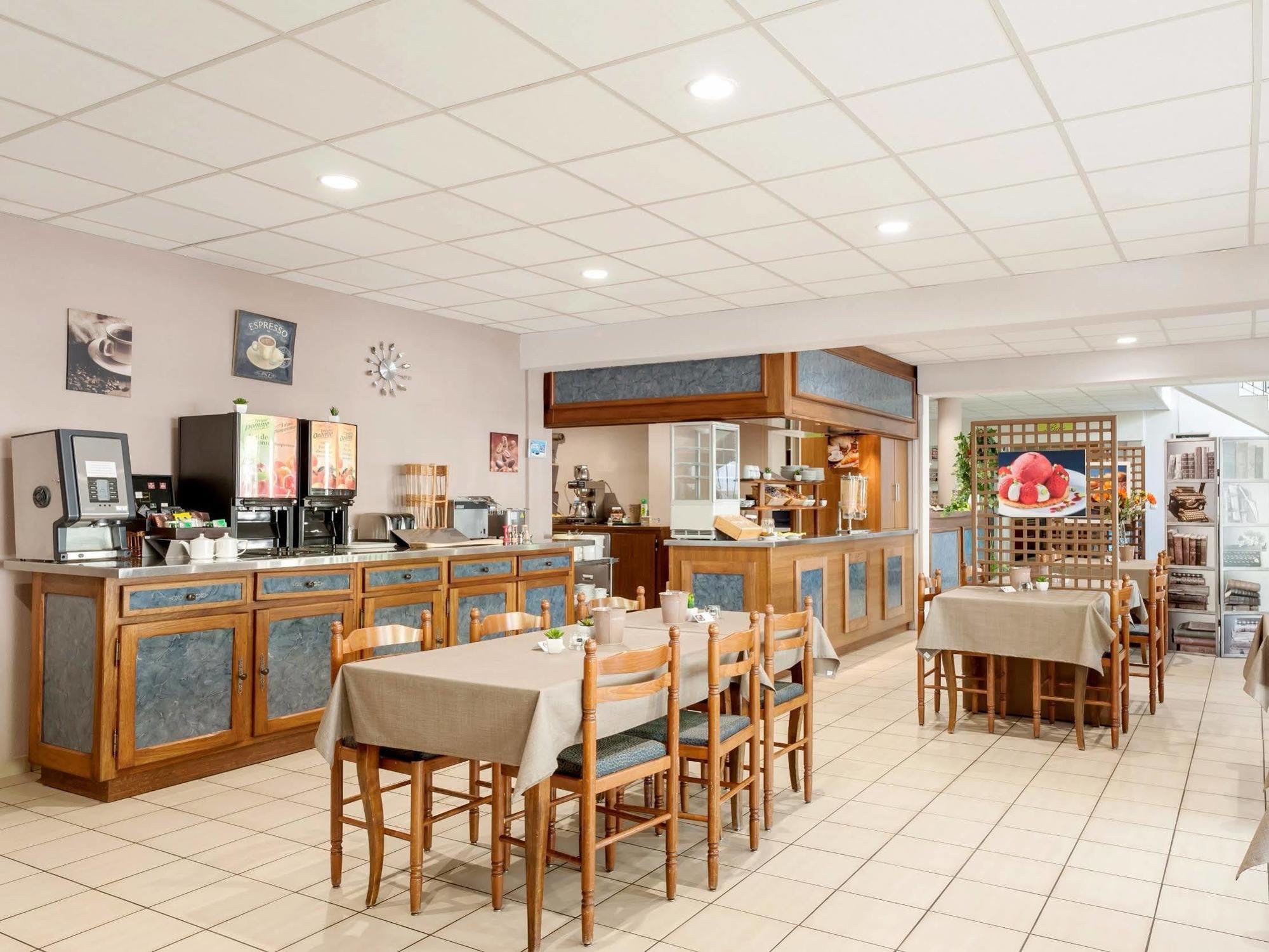 Hotel Le Chatard Sarcey Zewnętrze zdjęcie