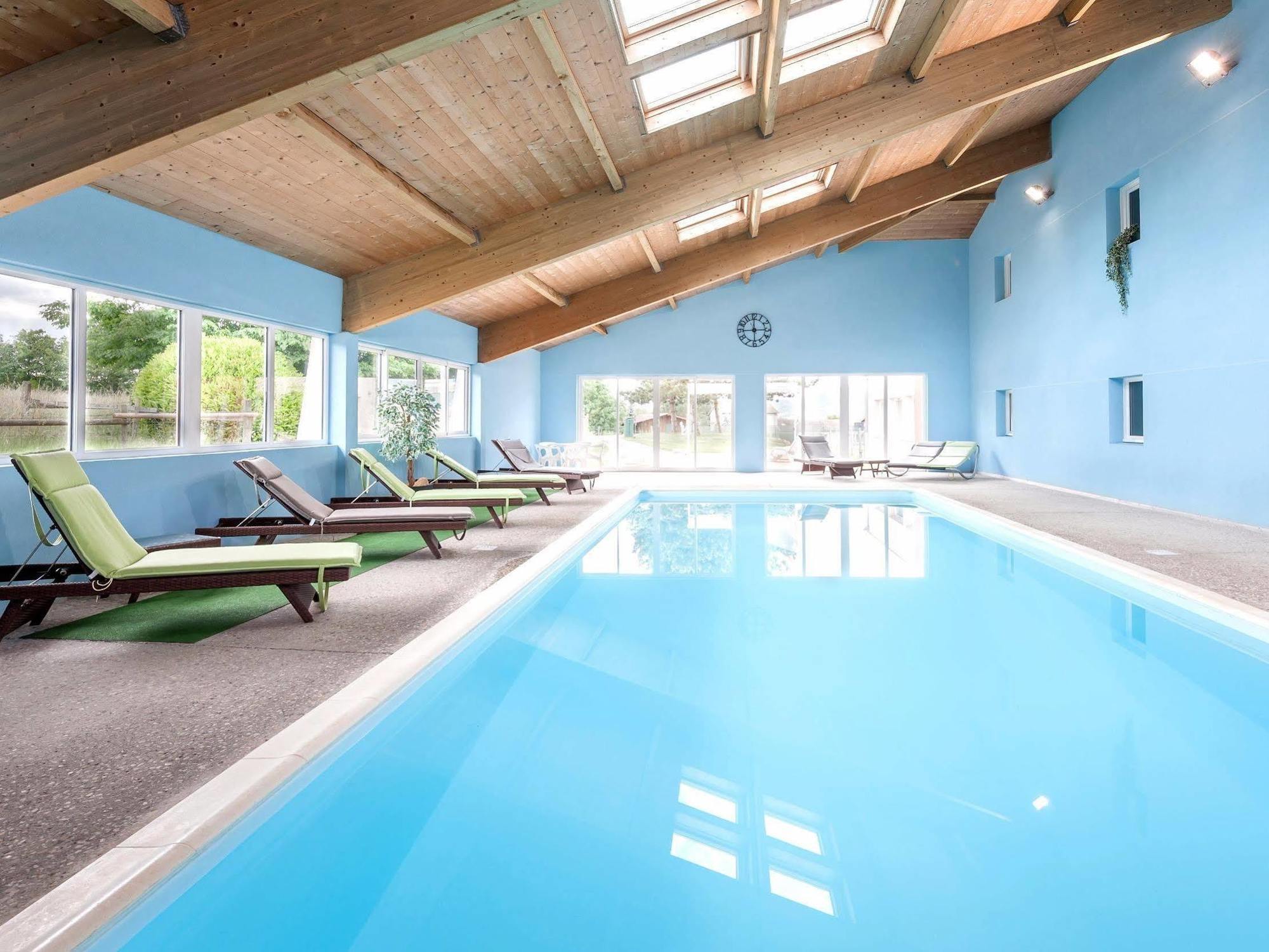 Hotel Le Chatard Sarcey Zewnętrze zdjęcie